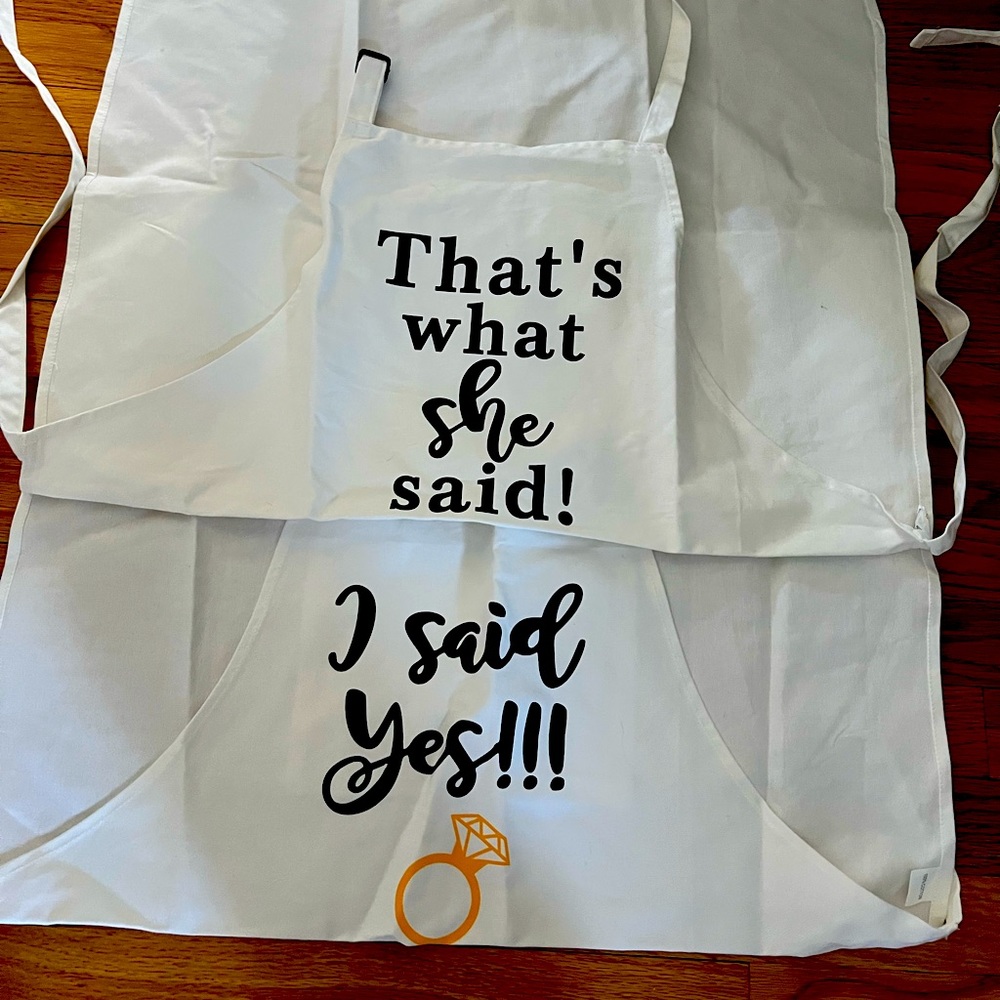Husband and wife kitchen aprons